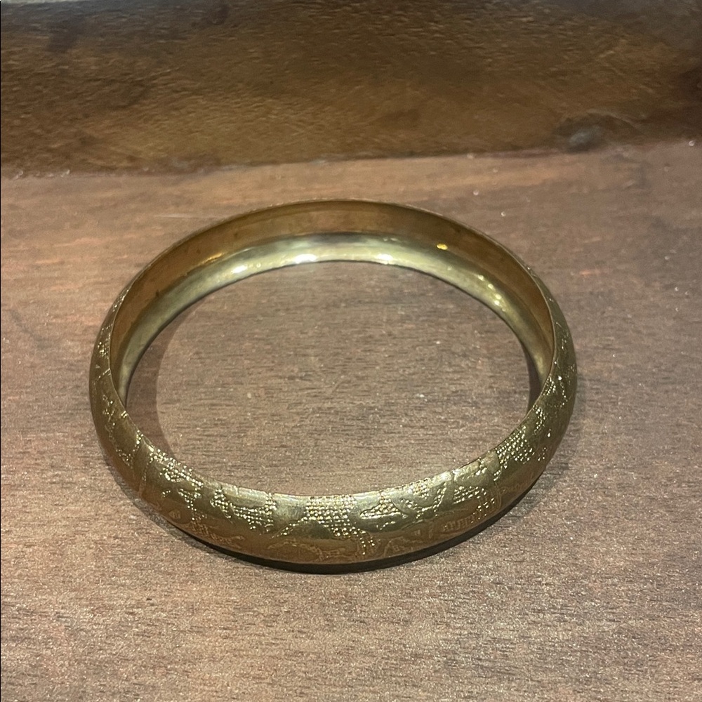 Antique gold bangle bracelet - Picture 2 of 5